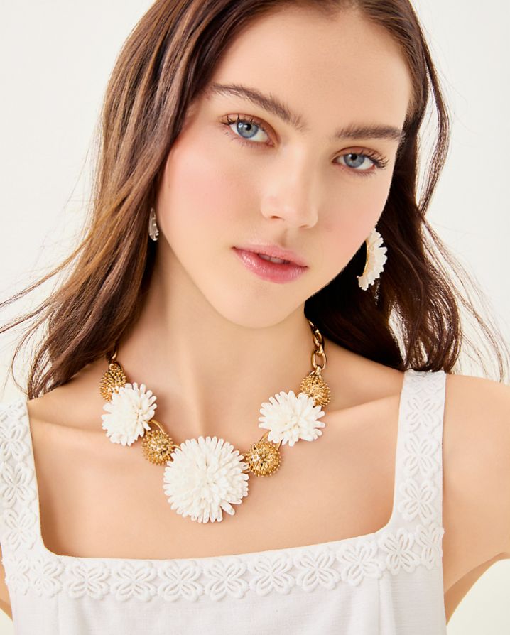 SUMMER SHORELINES NECKLACE