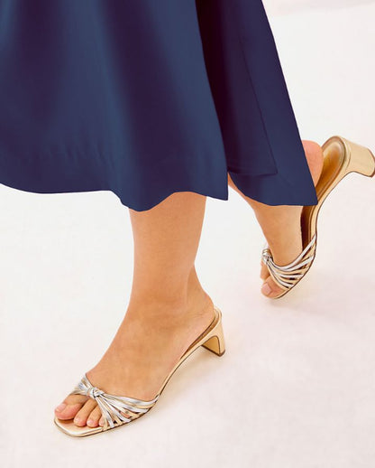 CORA SANDAL