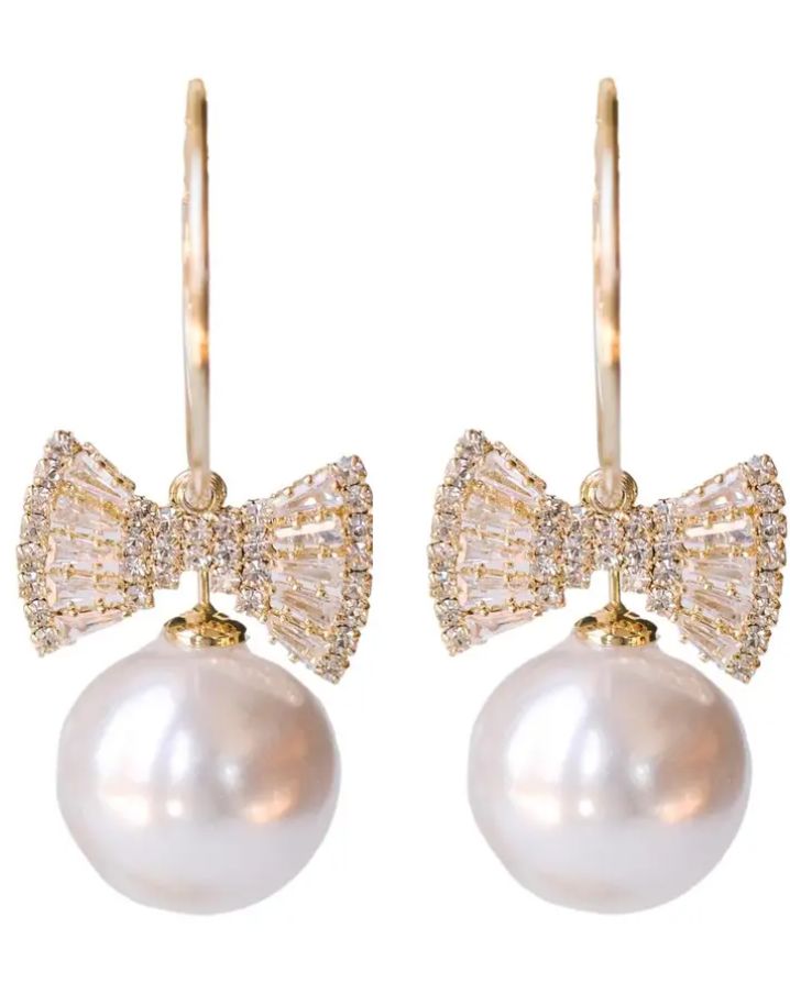 BOW TIE PEARL EARRINGS