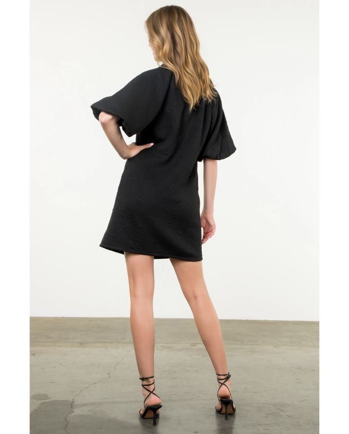 PUFF SLEEVE TEXTURED MIDI DRESS